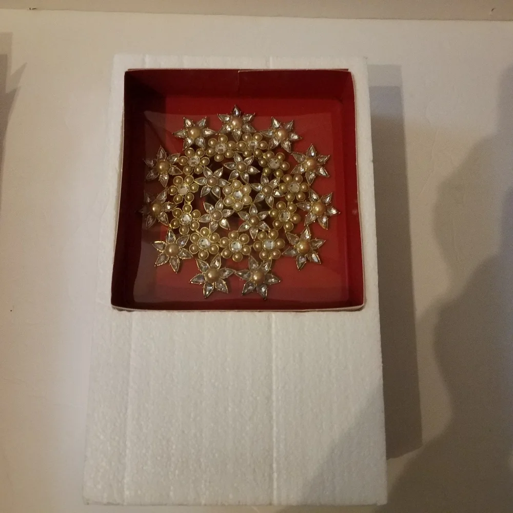 Pottery Barn Gold Jewel Snoflake Tree Topper New